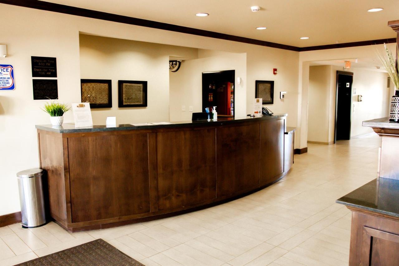 Black Gold Suites Stanley 外观 照片